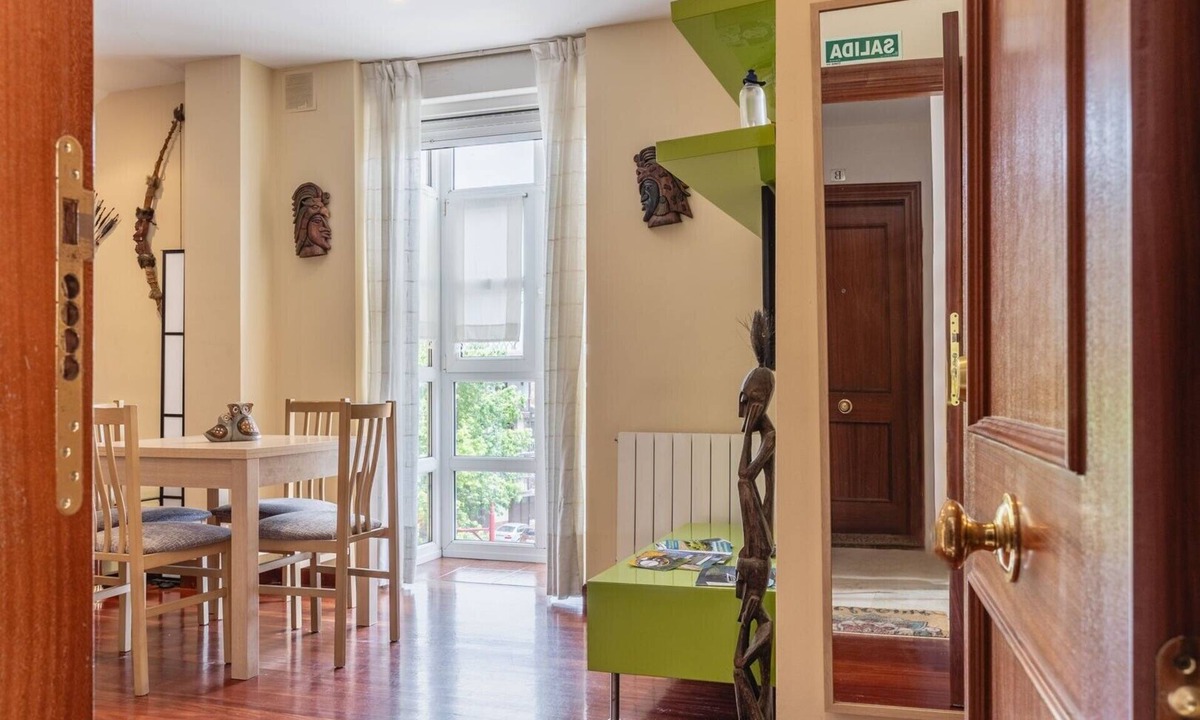 Ampuero Apartment | Apartment 'Francisca' with Mountain View and Wi-Fi
