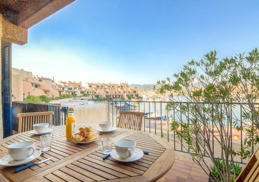 Port Cogolin Apartment | Apartment Galiote-10 by Interhome