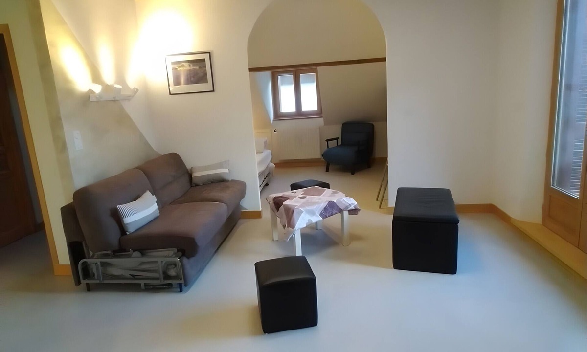 Entraunes Apartment | Apartment 'Gite Noryema Chaleureux T1, 40m2' with Mountain View, Private Terrace and Wi-Fi