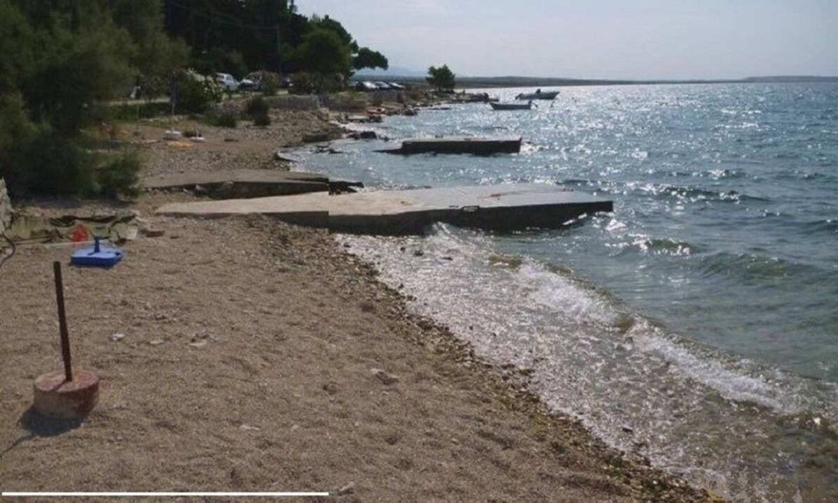 Kosljun Apartment | Apartment Gordana - 3m from the beach: - Kosljun, Island Pag, Croatia