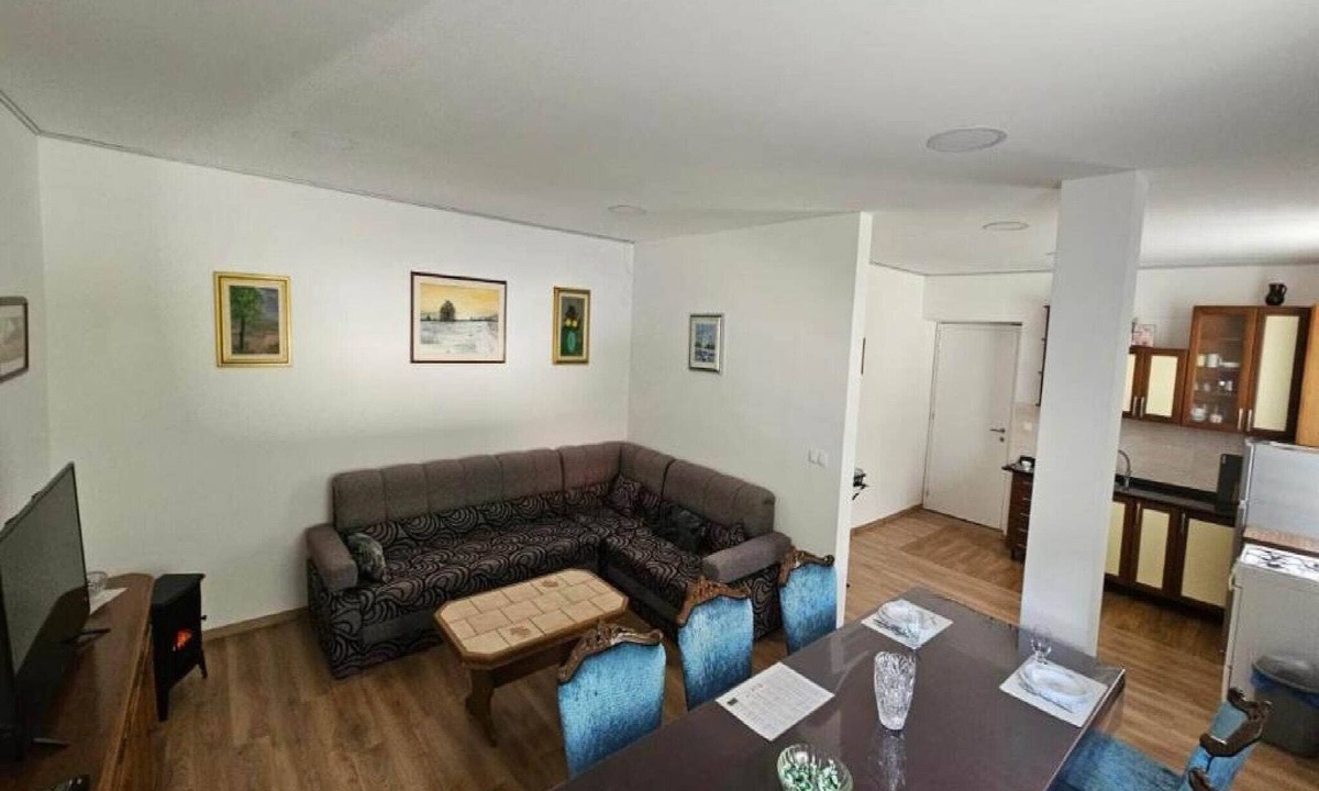 Gracac Apartment | Apartment Gracac - Two Bedroom Apartment with Terrace