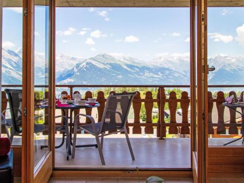 Saint-Pierre-de-Clages Apartment | Apartment Grand Panorama B3 by Interhome
