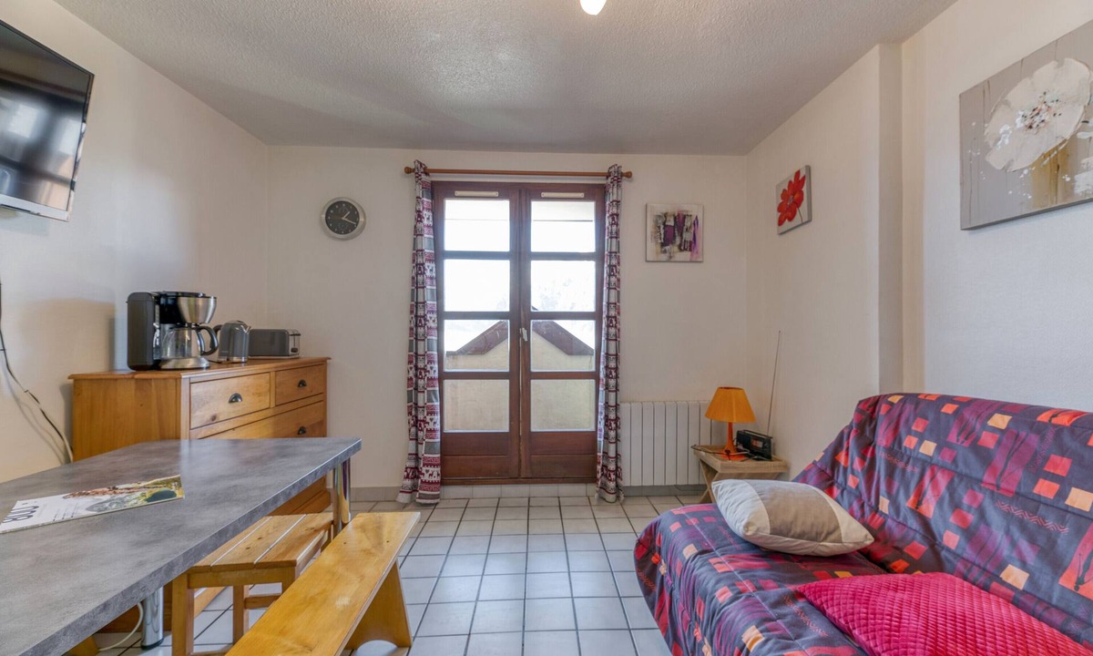 Villard-Reculas Apartment | Apartment 'Granges 5 Studio' with Mountain View and Balcony