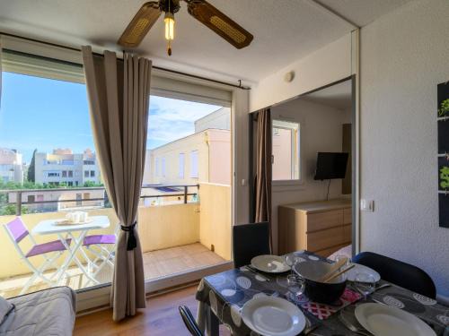 Gruissan Apartment | Apartment Gruissan Port-5 by Interhome