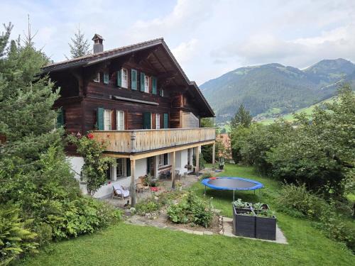 Zweisimmen Apartment | Apartment Hübeli - Kopp by Interhome