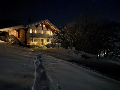 Zweisimmen Apartment | Apartment Heimersberg by Interhome