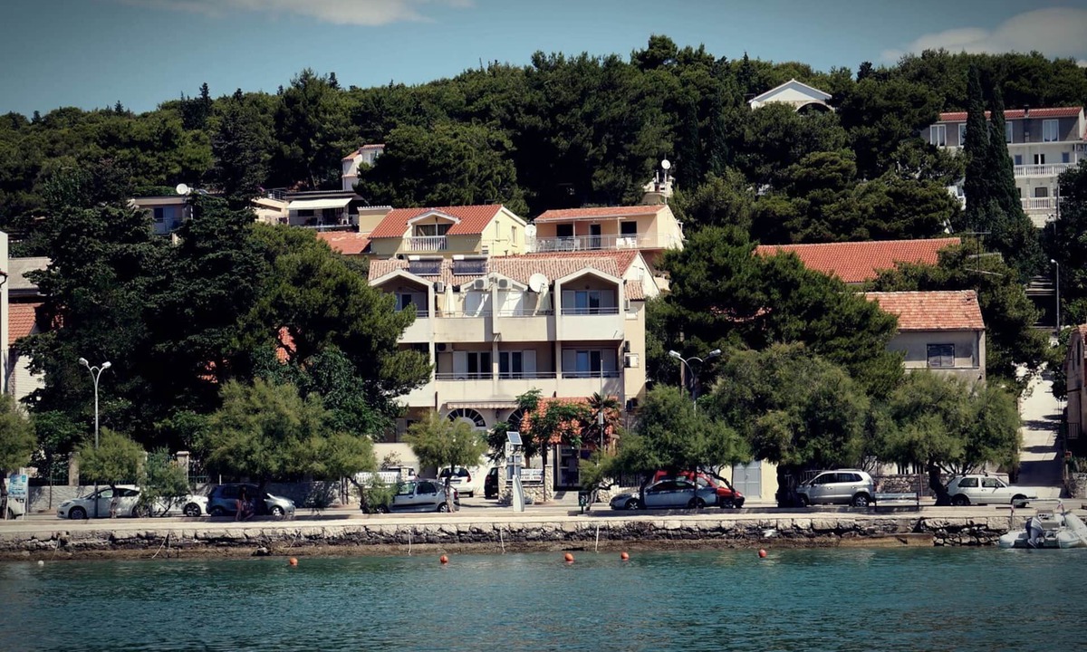 Tijesno Apartment | Apartment house Kosirina-Tisno