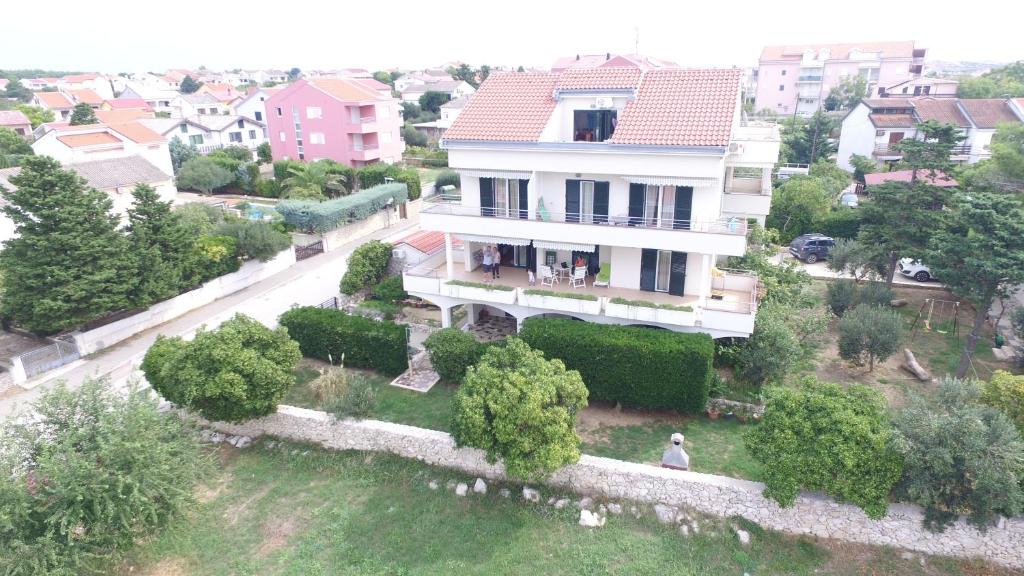Povljana Apartment | Apartment House Nono