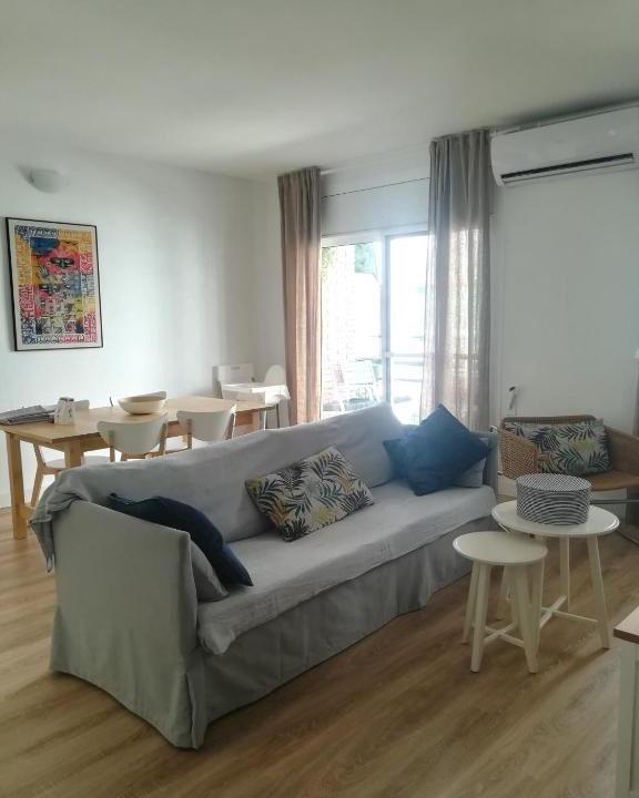 El Vendrell Apartment | Apartment IBIZA STYLE