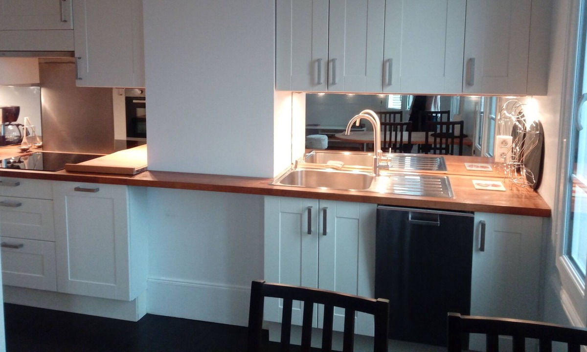 Saint-Martin-du-Littoral Apartment | Apartment, ideal location, 300m from the beach