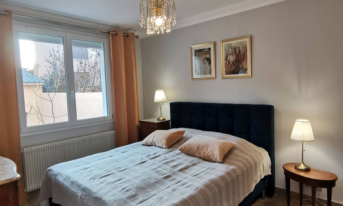 Deuil-la-Barre Apartment | Apartment in a house 12 minutes from Paris
