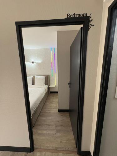 Fontaine-Bayonne-Cartoucherie Apartment | Apartment in a hotel residence