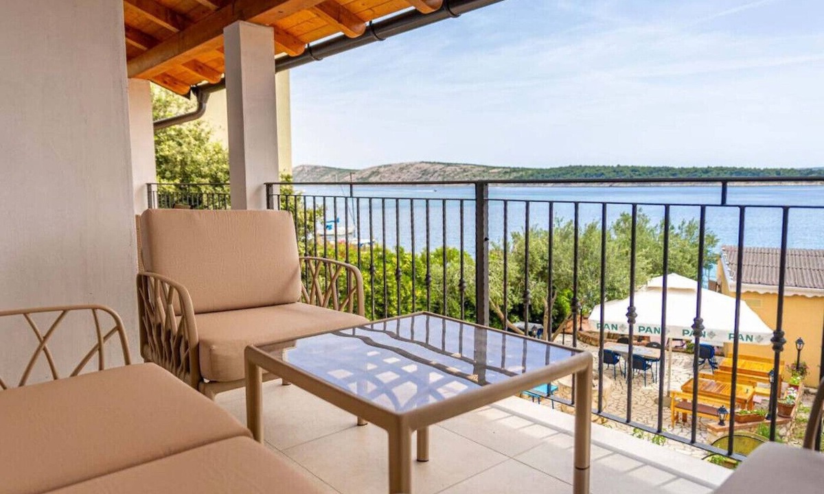 Barbat na Rabu Apartment | Apartment in Barbat with Seaview, Balcony, Air condition (660-4)