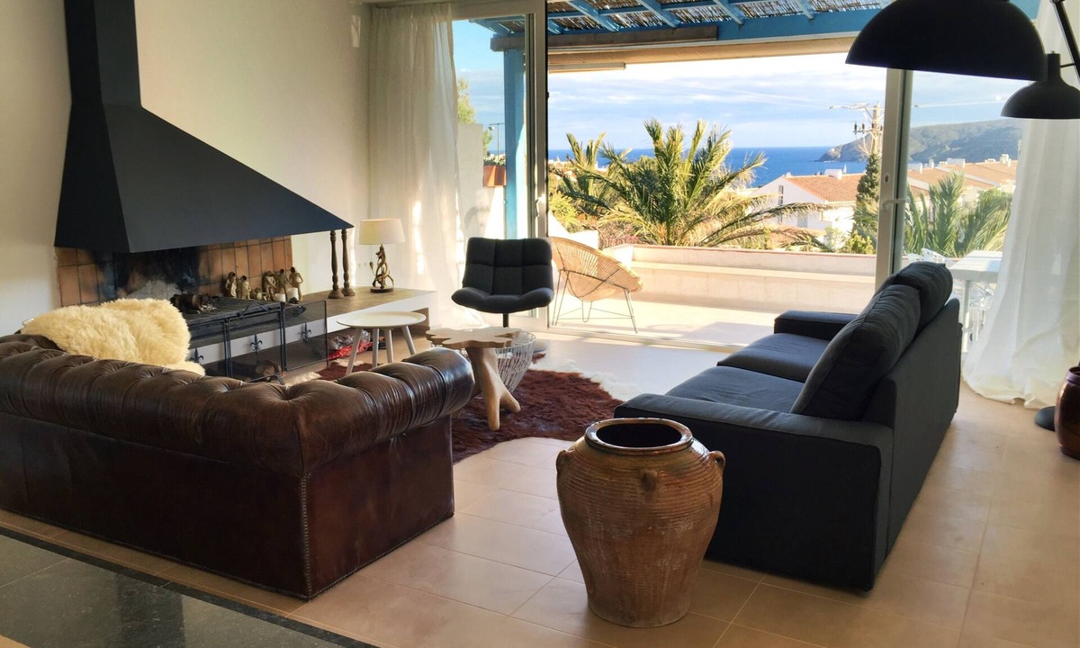 Portlligat Apartment | Apartment in Cadaques with airco, terrace, use of pool, private parking