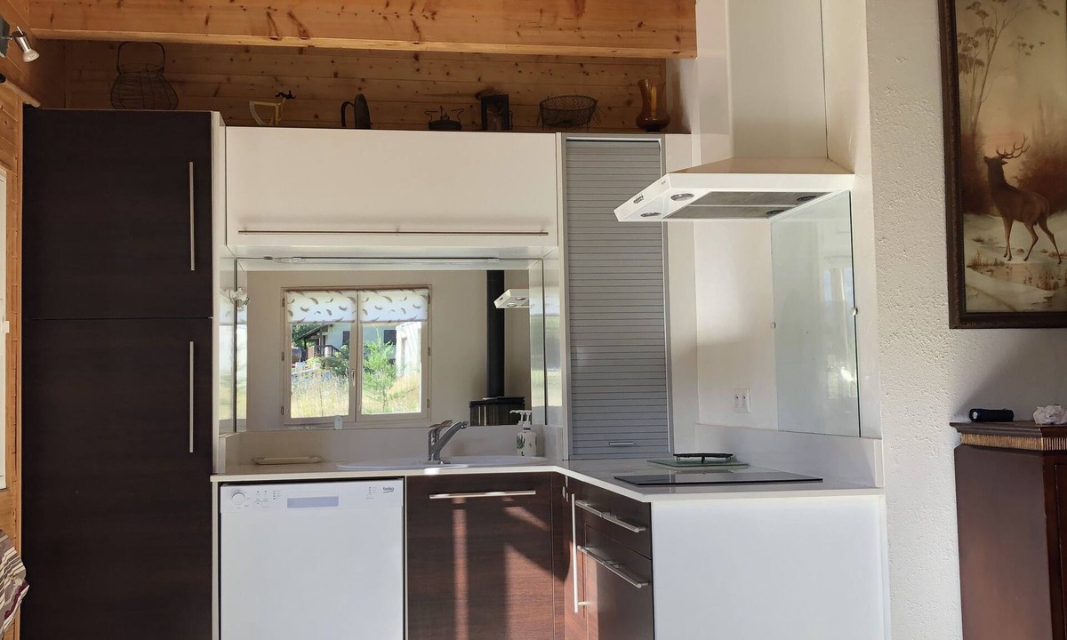 Porte-Puymorens Apartment | Apartment in chalet with terrace and garden. Panoramic view