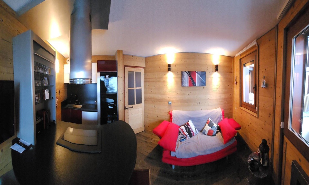 Doucy-Combelouviere Apartment | Apartment in Doucy with Mountain Views