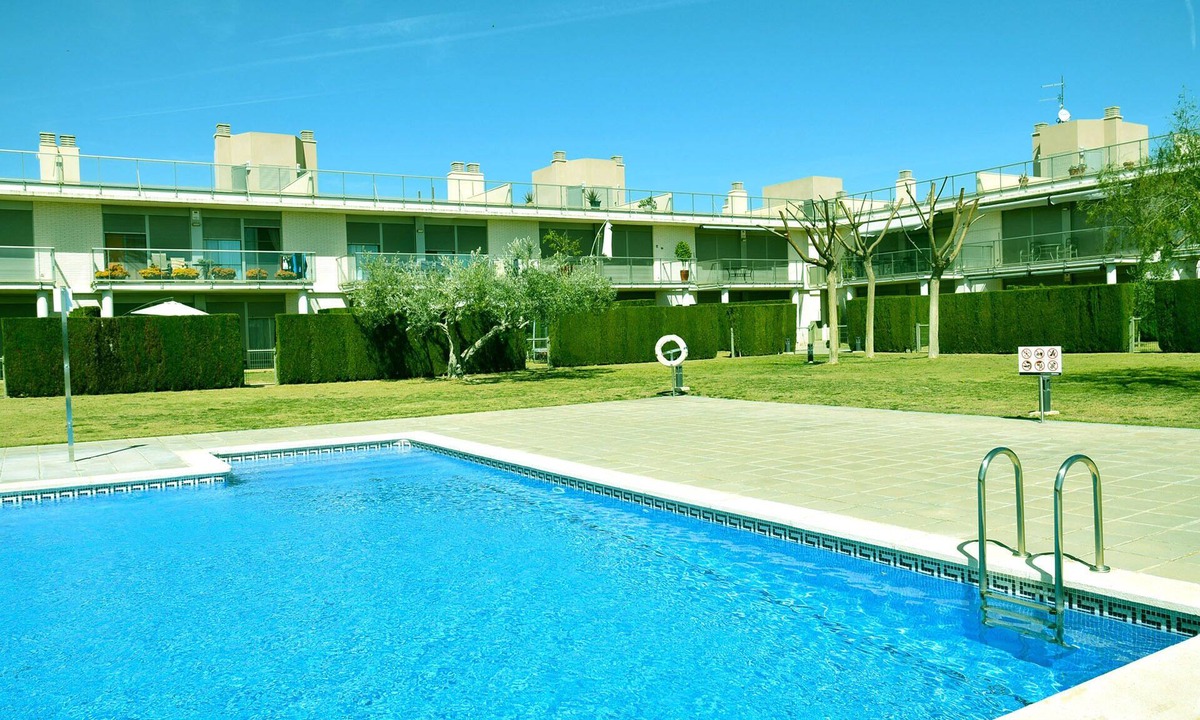 L'Ampolla Apartment | APARTMENT IN EL MIRADOR DEL DELTA WITH GARDEN