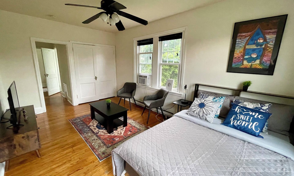 Elkins Park Apartment | Apartment in Elkins Park