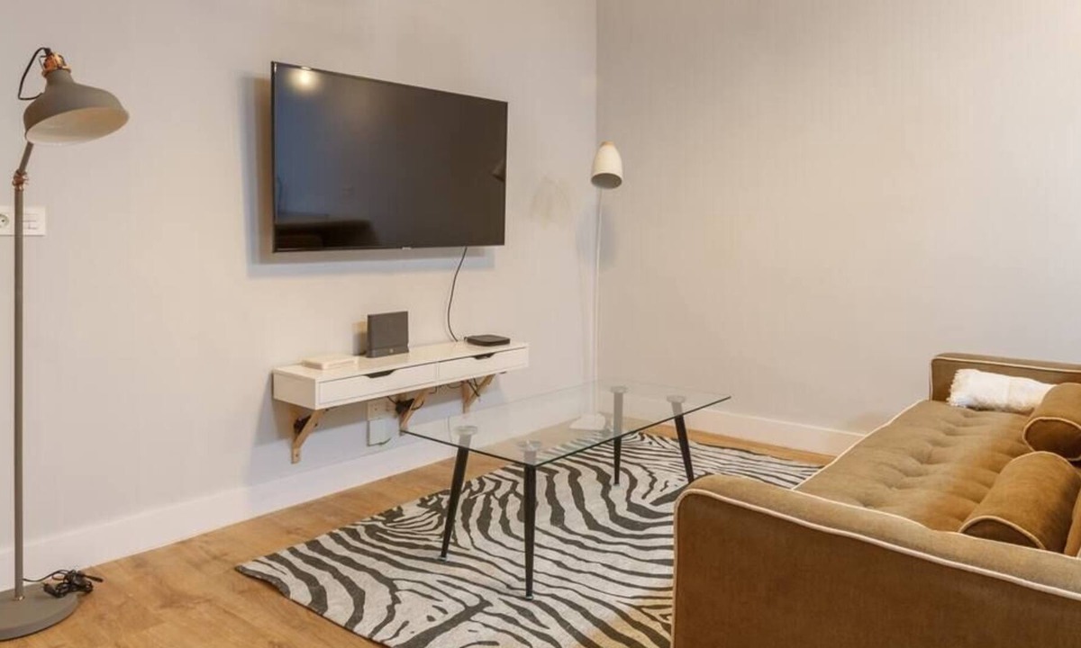 Bilbao la Vieja Apartment | Apartment in front of the river