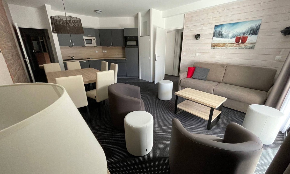 Eaux-Bonnes Apartment | Apartment in Gourette - 8 ppl, pool, pets allowed