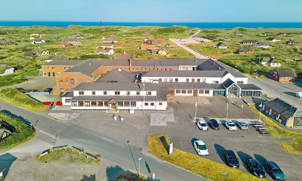 Vedersø Klit House | Apartment in Holiday park- free waterpark