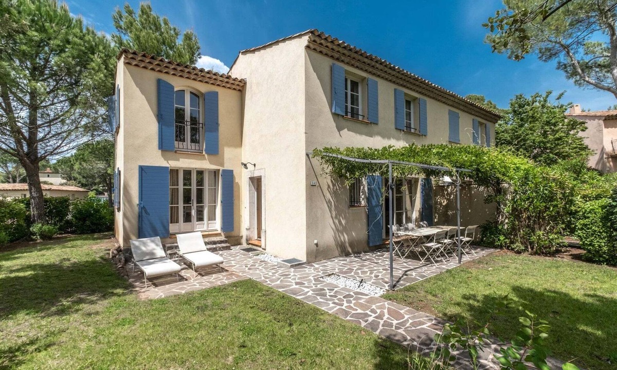 La Motte House | Apartment in La Motte with Golf Course
