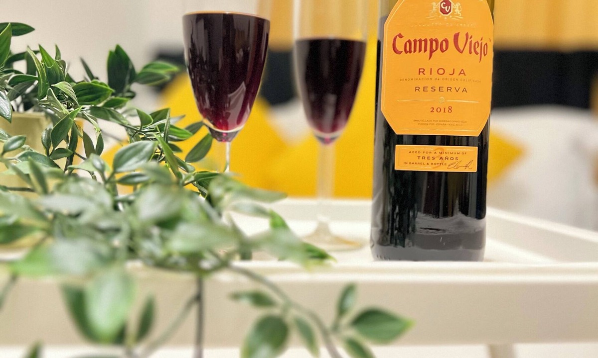 Walpole Apartment | Apartment in London