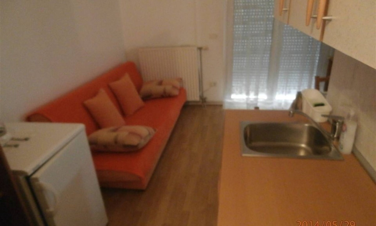 Mali Maj Apartment | Apartment in Poreč with Balcony, Air condition, WIFI (819-5)