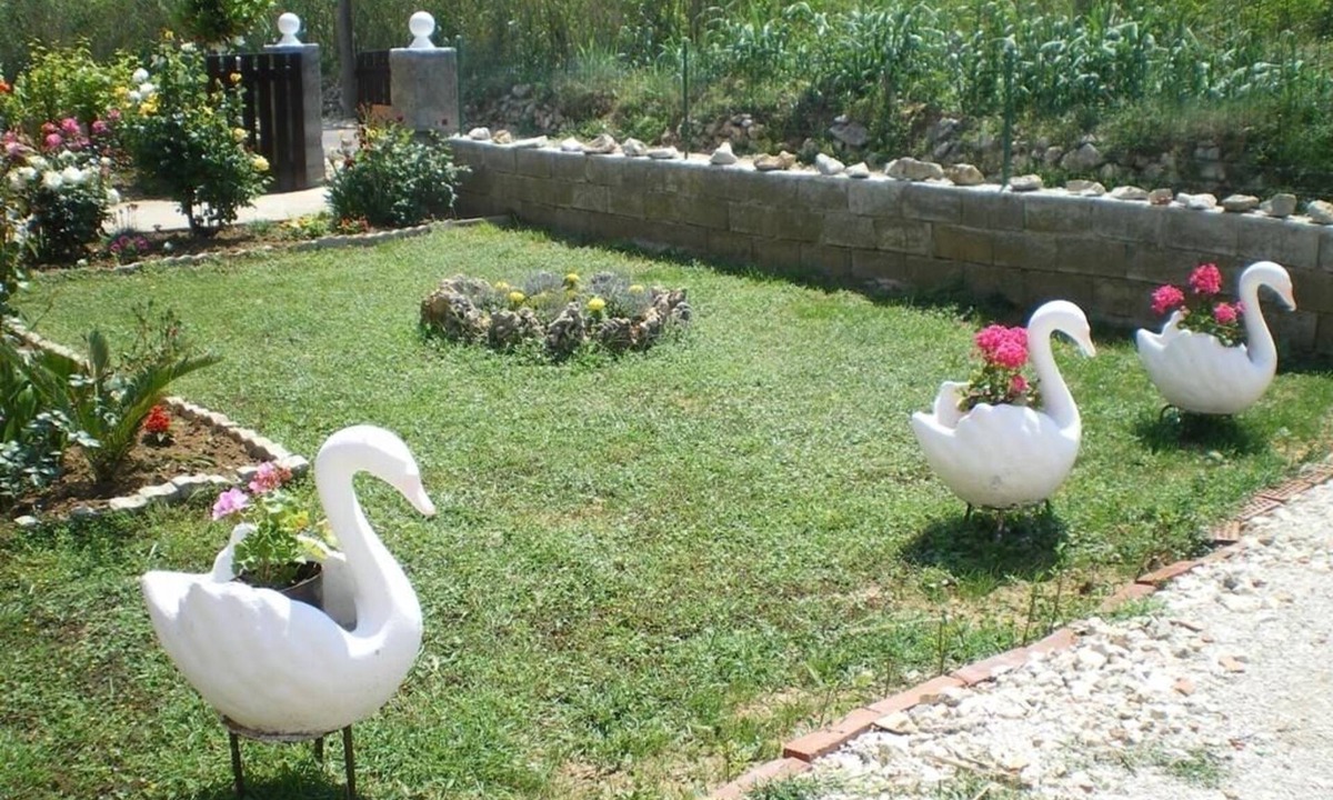 Privlaka Apartment | Apartment in Privlaka with Seaview, Balcony, Air condition, WIFI (667-2)