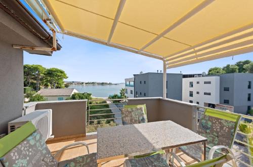 Sukosan Apartment | Apartment in Sukošan with Seaview, Terrace, Air condition, WIFI (3495-5)