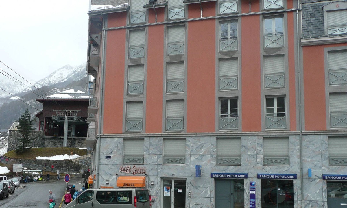 Cauterets Apartment | Apartment in town center close to cable cars quiet new condition private parking