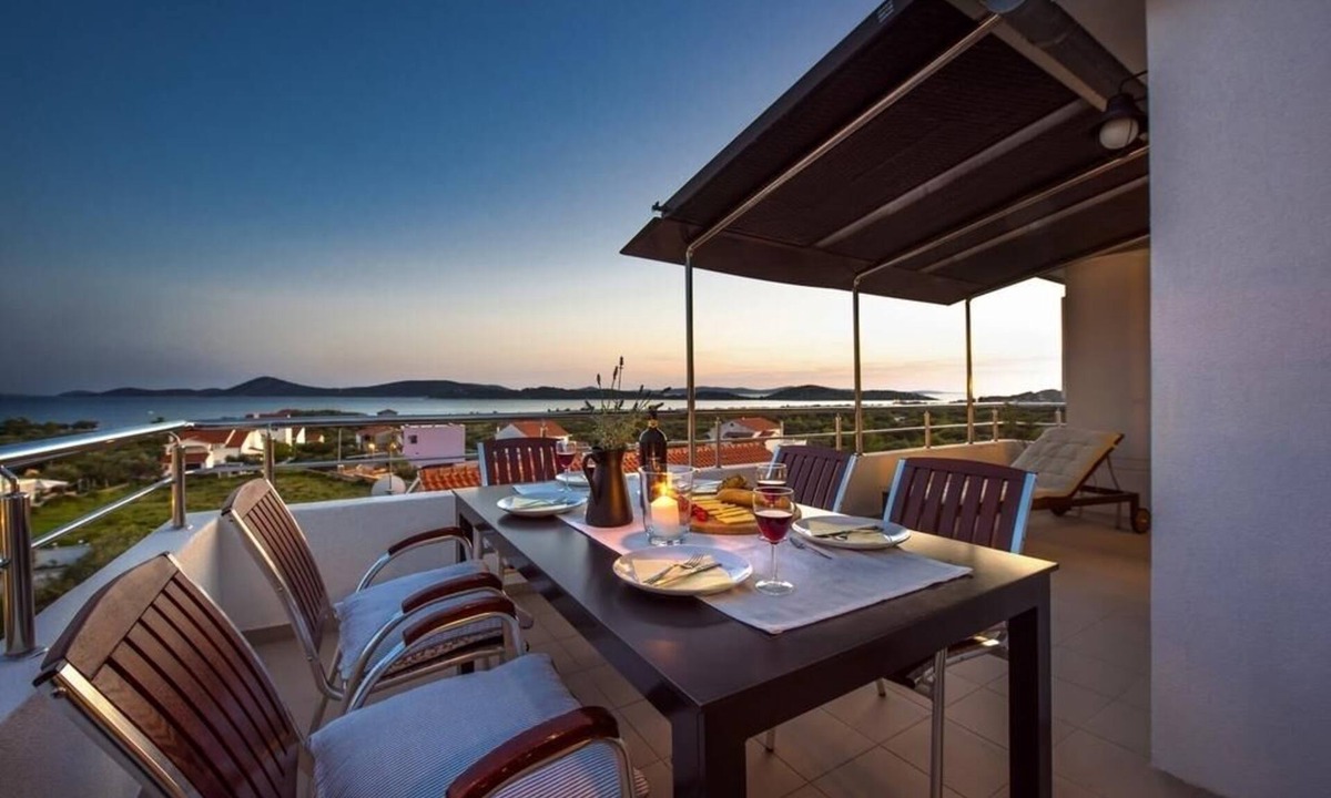 Vodice Apartment | Apartment in Vodice with Seaview, Terrace, Air condition, WIFI (94-9)
