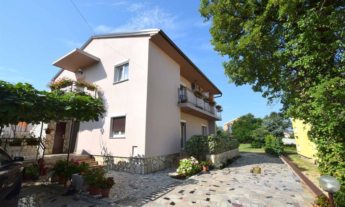 Milcetici Apartment | Apartment Josipa 5 with Terrace