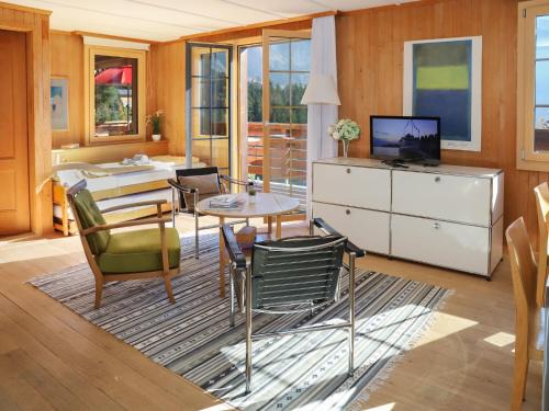 Wengen Apartment | Apartment Jungfrau a d Ledi-1 by Interhome