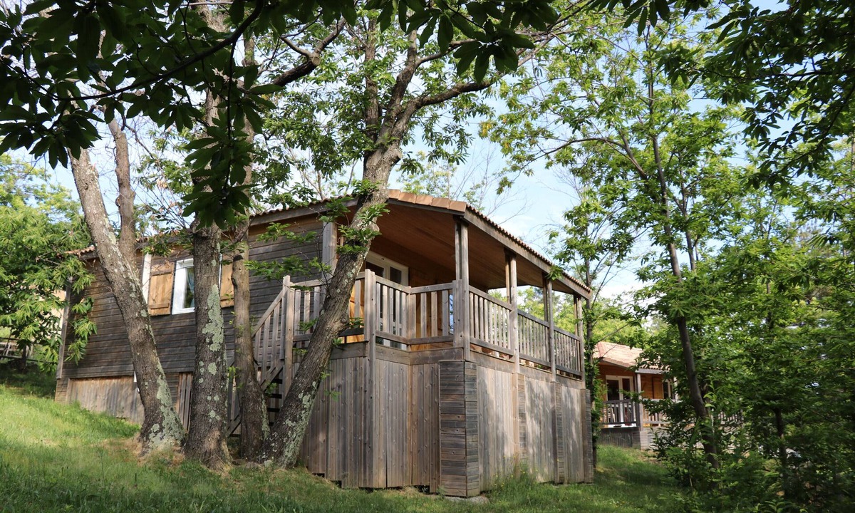 Gravieres House | Apartment 'Kevin- Mas Lachamp' with Mountain View, Shared Pool and Air Conditioning