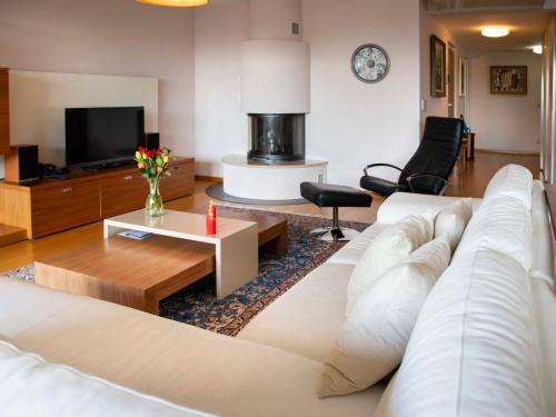 Montreux City Centre Apartment | Apartment L'Esplanade A1-4 by Interhome