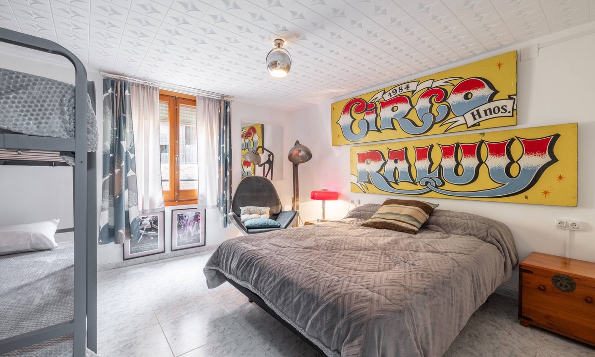 Riudecanyes Apartment | Apartment 'La Fabriqueta' with Mountain View, Wi-Fi and Air Conditioning