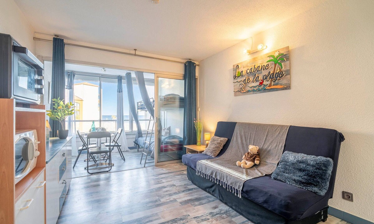 Le Barcares Apartment | Apartment 'La Grande Plage' with Sea View and Wi-Fi