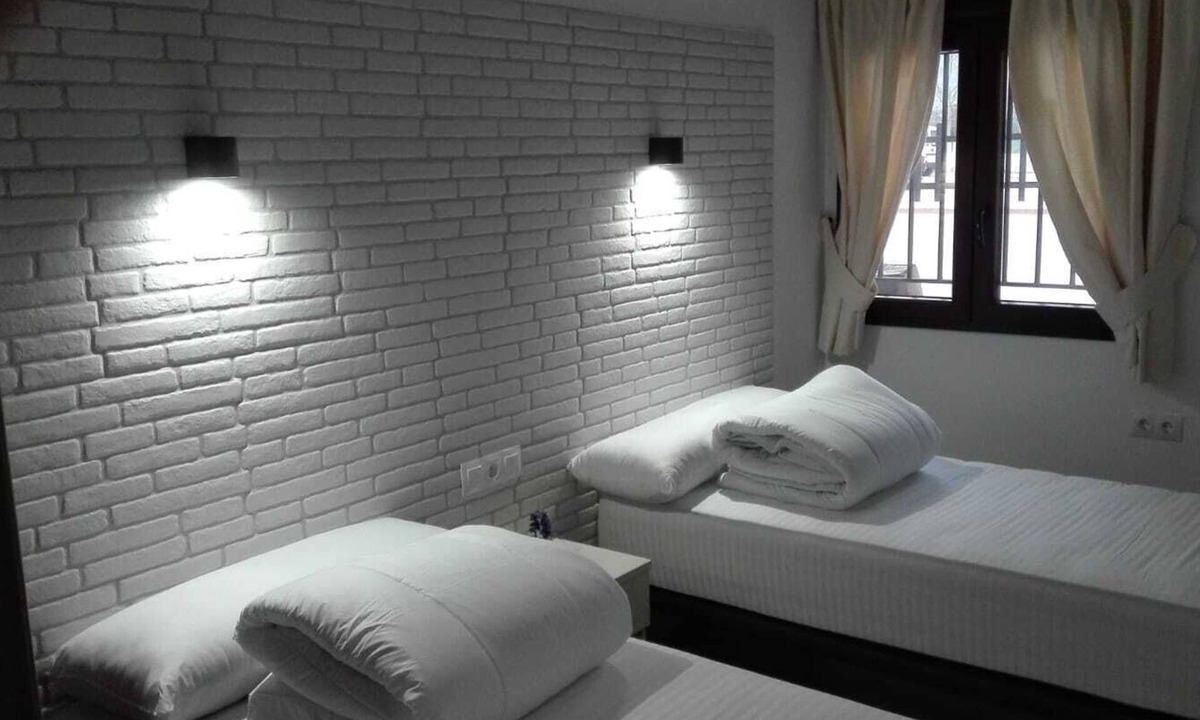 Sierra de Cazorla Apartment | Apartment 'La Teja 1' with Mountain View, Wi-Fi and Air Conditioning