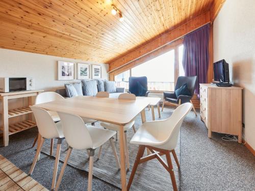 Vex Apartment | Apartment Le Hameau-7 by Interhome