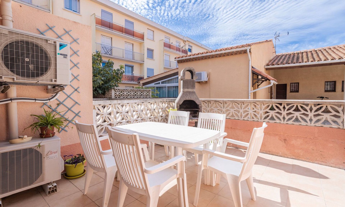 Port-la-Nouvelle Apartment | Apartment 'Le Mieukerien - African Reserve', 200m from the Beach