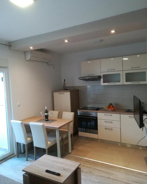 Bili brig Apartment | Apartment Leonora