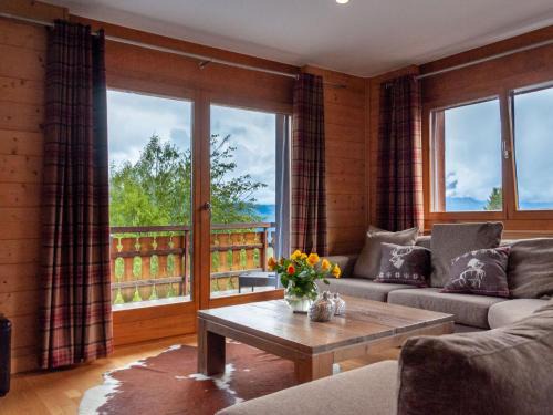 Saint-Pierre-de-Clages Apartment | Apartment Les Cimes Blanches B 401 by Interhome