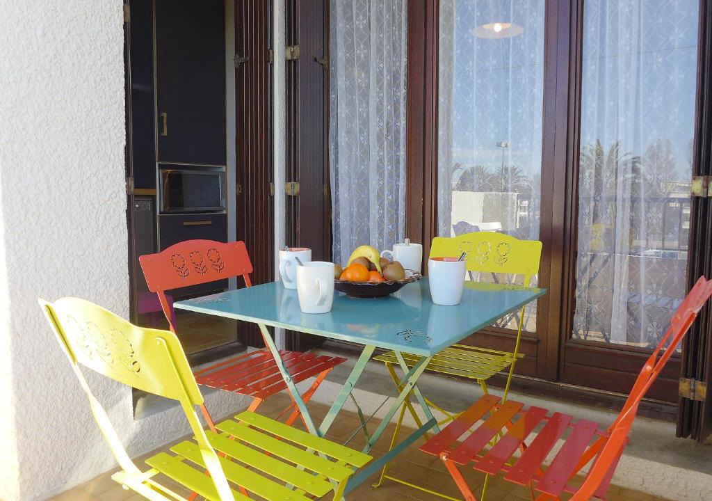Les Arenes Apartment | Apartment Les Voiliers by Interhome