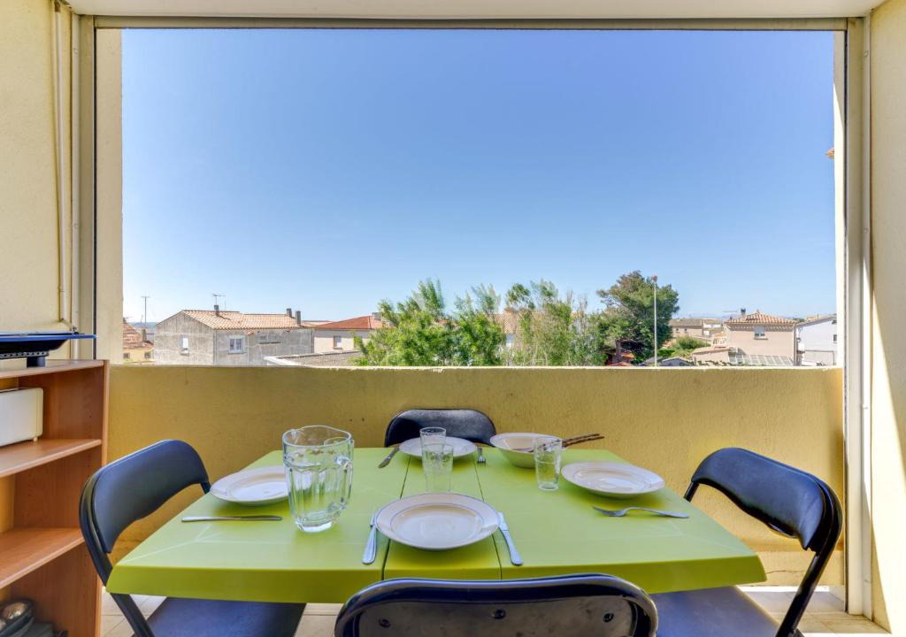 Narbonne Apartment | Apartment Les Saladelles by Interhome