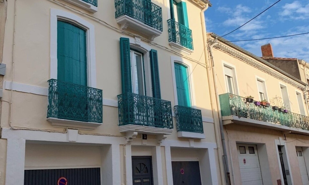 La Mayolle Apartment | Apartment Les Halles: 80 m2, terrace 30 m2 air conditioning, garage, 8 beds