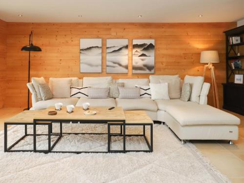 Champex-Lac Apartment | Apartment Les Mayens 3-2 by Interhome