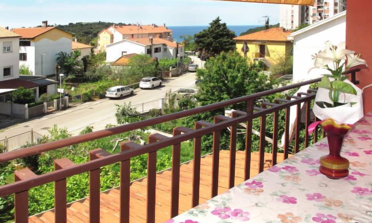 Vintijan Apartment | Apartment Lina (PUL305) in Pula - 4 persons, 2 bedrooms