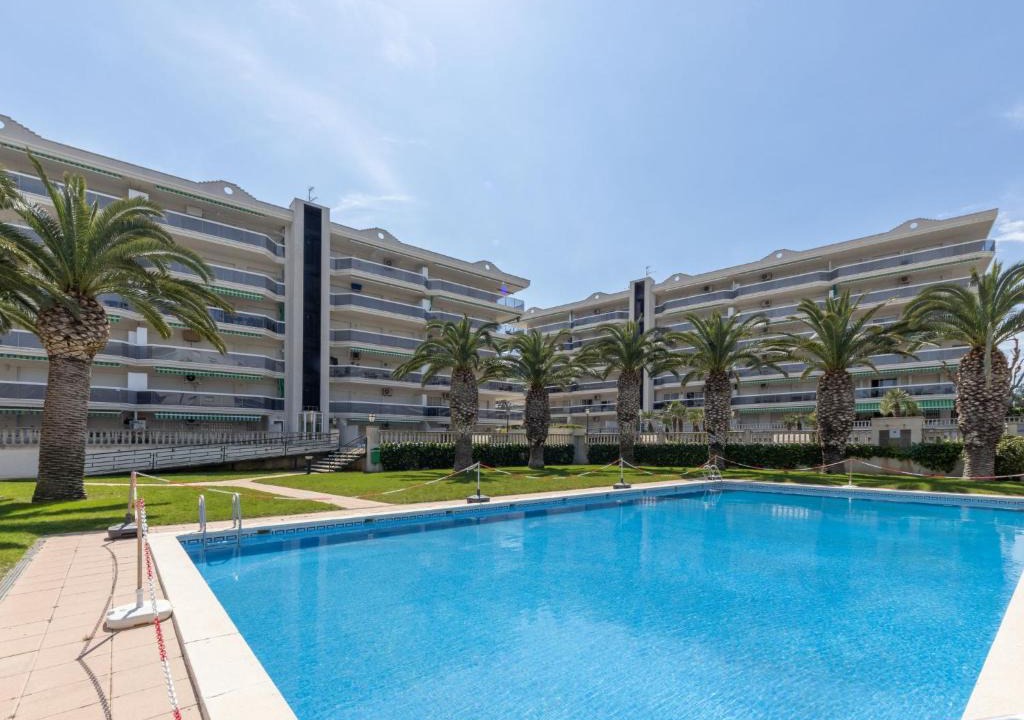 Salou City Centre Apartment | Apartment Living Park by Interhome