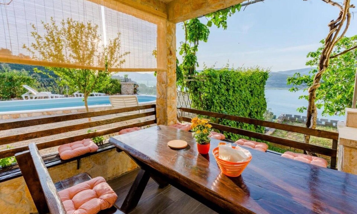 Mastrinka Apartment | Apartment Ljubo (11055-A1) - Trogir